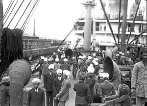 <p>Sikh immigrants arriving on the <em>SS Minnesota</em>, 1913<br />
Seattle, Washington<br />
Photograph by Asahel Curtis<br />
Courtesy of the Washington State Historical Society, 1943.42.27255</p>
