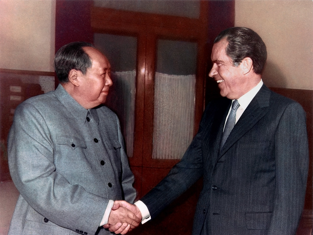 01_Nixon-Nixon_meets_Mao.jpg
