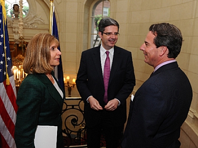 Ambassador of France to the U.S., François Delattre (center), chats with Meridian’s President & CEO, Ambassador Stuart Holliday (right)