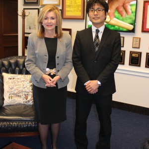 2015 G3P Fellow Shigeki Kagiwada with U.S. Congresswoman Marsha Blackburn (Republican – Tennessee, 7th District)