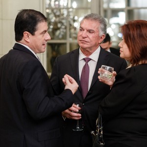 Ambassador Gerónimo Gutiérrez shares his perspective with Al Cardenas from Squire Patton Boggs and Ana Navarro of CNN. Photo credit: Stephen Bobb.