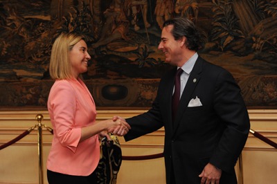 Minister Mogherini, as flanked by Ryan Grillo and Ambassador Stuart Holliday